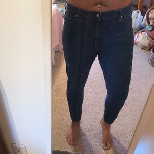 Gap denim universal legging jeans. Size 18/34 reg.